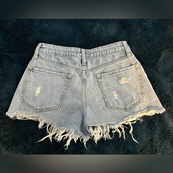 Forever21 Premium High-Rise Shorts - Picture 2 of 3
